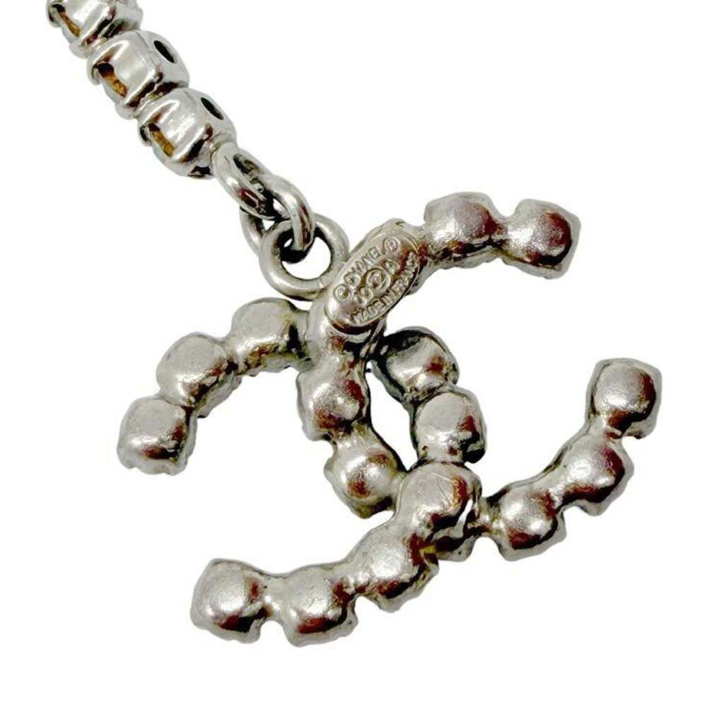 CHANEL Authentic Gold Logo Earrings - Picture 5 of 7